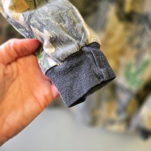 Vintage 80s Predator Camouflage Long Sleeve Shirt XL Cotton Bark  Oak Leaf Patte - Picture 8 of 11